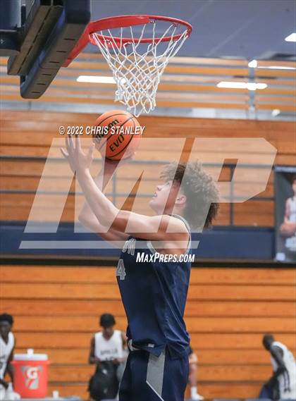 Thumbnail 1 in Willow Canyon vs. Liberty (Hoopsgiving Tournament) photogallery.