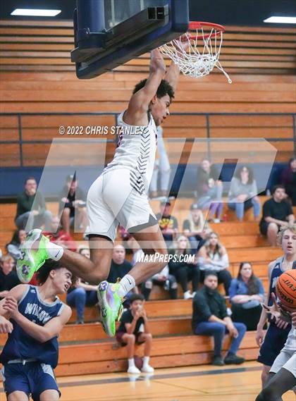 Thumbnail 2 in Willow Canyon vs. Liberty (Hoopsgiving Tournament) photogallery.