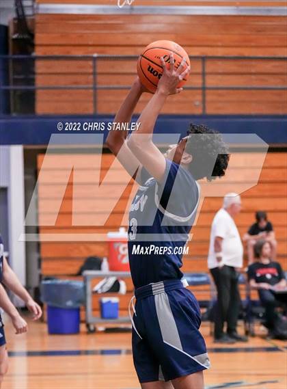 Thumbnail 2 in Willow Canyon vs. Liberty (Hoopsgiving Tournament) photogallery.