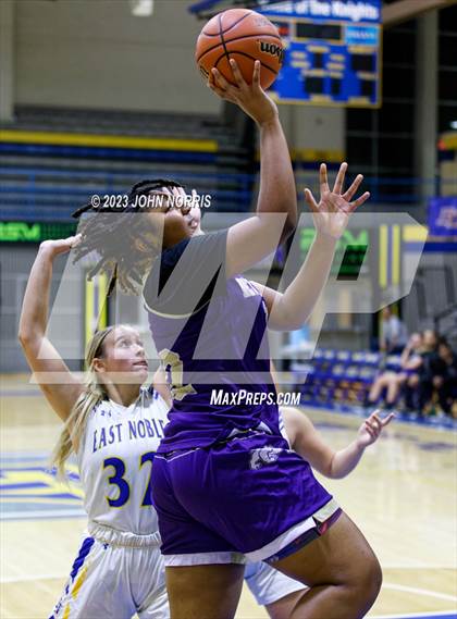Thumbnail 3 in New Haven @ East Noble photogallery.