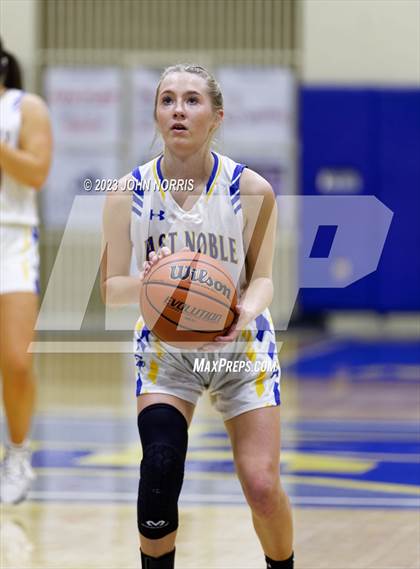 Thumbnail 1 in New Haven @ East Noble photogallery.