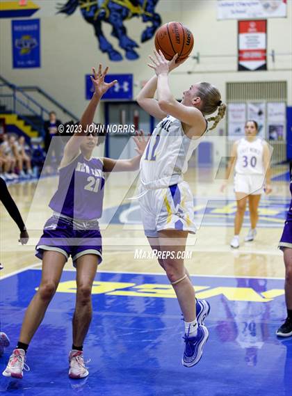 Thumbnail 3 in New Haven @ East Noble photogallery.
