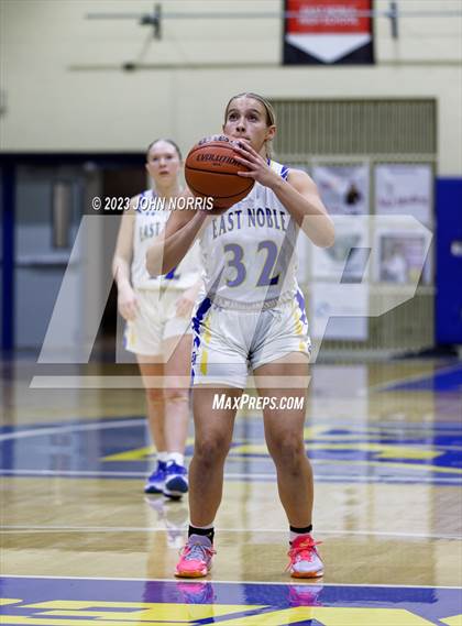Thumbnail 2 in New Haven @ East Noble photogallery.
