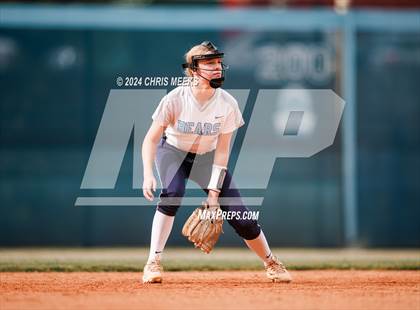 Thumbnail 3 in West Forsyth @ Cambridge photogallery.