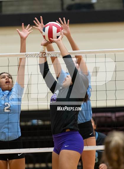 Thumbnail 3 in Fulshear vs Harlan (NEISD Volleyball Tournament) photogallery.