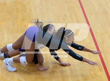 Thumbnail 3 in Fulshear vs Harlan (NEISD Volleyball Tournament) photogallery.