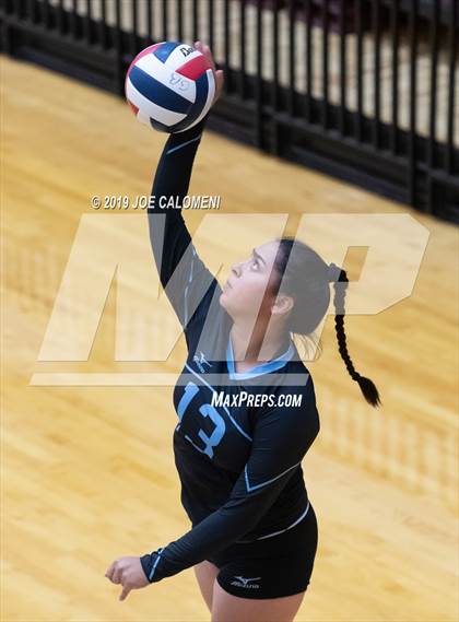 Thumbnail 3 in Fulshear vs Harlan (NEISD Volleyball Tournament) photogallery.