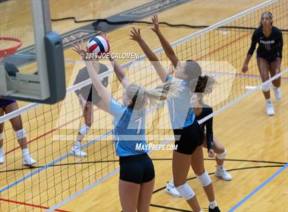 Thumbnail 2 in Fulshear vs Harlan (NEISD Volleyball Tournament) photogallery.