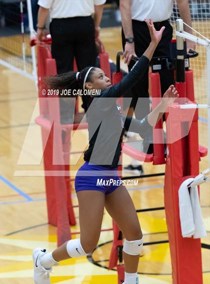 Thumbnail 2 in Fulshear vs Harlan (NEISD Volleyball Tournament) photogallery.