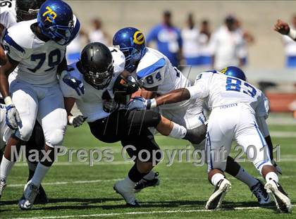 Thumbnail 3 in Alta vs. Crenshaw (Mission Viejo Football Classic) photogallery.