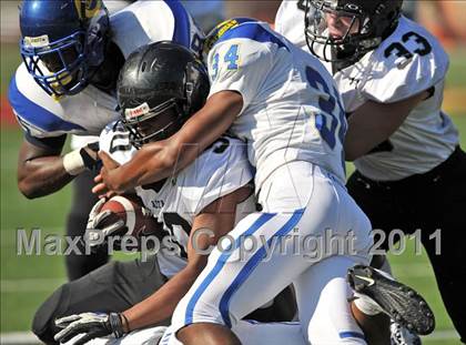 Thumbnail 2 in Alta vs. Crenshaw (Mission Viejo Football Classic) photogallery.