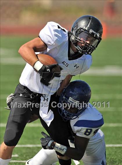 Thumbnail 3 in Alta vs. Crenshaw (Mission Viejo Football Classic) photogallery.