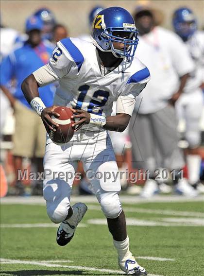Thumbnail 3 in Alta vs. Crenshaw (Mission Viejo Football Classic) photogallery.
