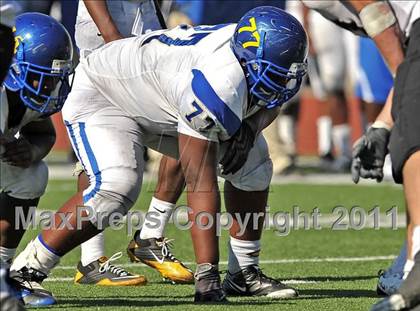 Thumbnail 1 in Alta vs. Crenshaw (Mission Viejo Football Classic) photogallery.