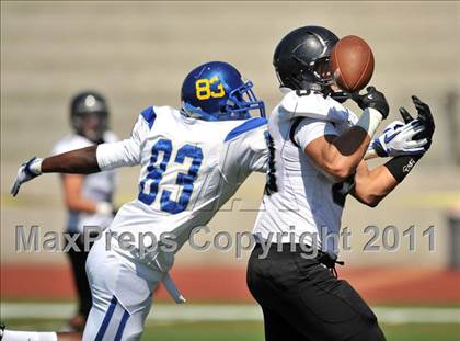 Thumbnail 2 in Alta vs. Crenshaw (Mission Viejo Football Classic) photogallery.