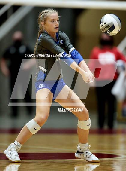 Thumbnail 3 in Decatur v. Wimberley (UIL 4A Final) photogallery.