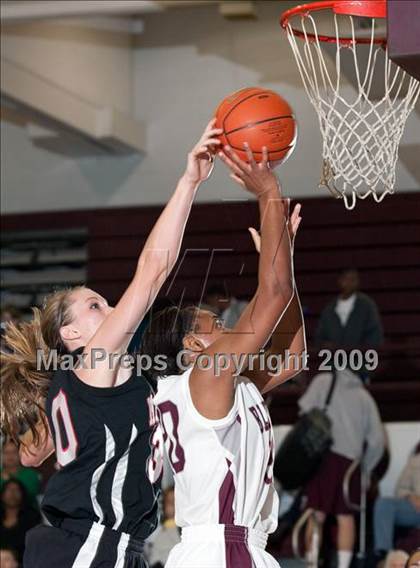 Thumbnail 1 in Maryville @ Bearden photogallery.