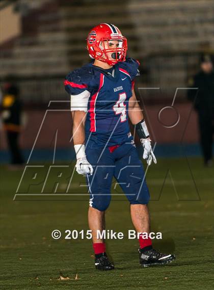 Thumbnail 3 in Central Catholic vs. Everett (MIAA Division 1 North Final) photogallery.
