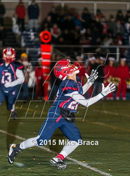 Thumbnail 3 in Central Catholic vs. Everett (MIAA Division 1 North Final) photogallery.