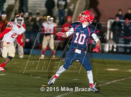 Thumbnail 2 in Central Catholic vs. Everett (MIAA Division 1 North Final) photogallery.