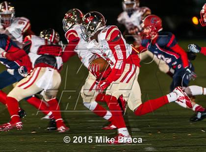 Thumbnail 2 in Central Catholic vs. Everett (MIAA Division 1 North Final) photogallery.