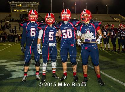 Thumbnail 3 in Central Catholic vs. Everett (MIAA Division 1 North Final) photogallery.