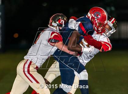 Thumbnail 1 in Central Catholic vs. Everett (MIAA Division 1 North Final) photogallery.