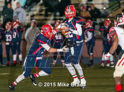 Thumbnail 2 in Central Catholic vs. Everett (MIAA Division 1 North Final) photogallery.