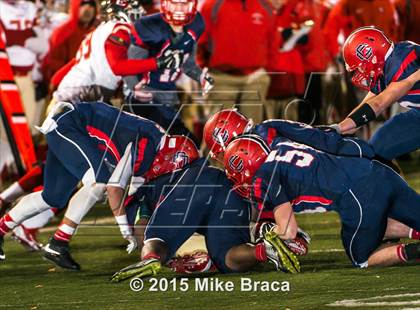 Thumbnail 3 in Central Catholic vs. Everett (MIAA Division 1 North Final) photogallery.