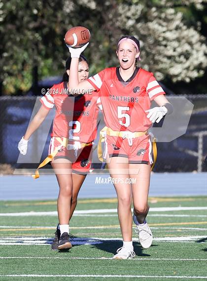 Thumbnail 1 in Burlingame vs. Menlo-Atherton photogallery.