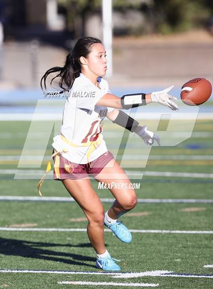 Thumbnail 2 in Burlingame vs. Menlo-Atherton photogallery.