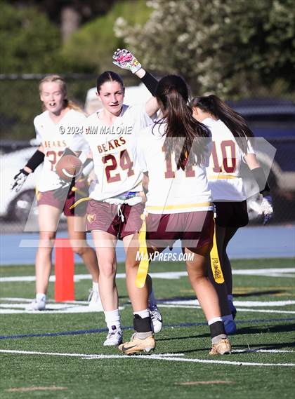 Thumbnail 2 in Burlingame vs. Menlo-Atherton photogallery.