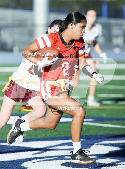 Thumbnail 1 in Burlingame vs. Menlo-Atherton photogallery.