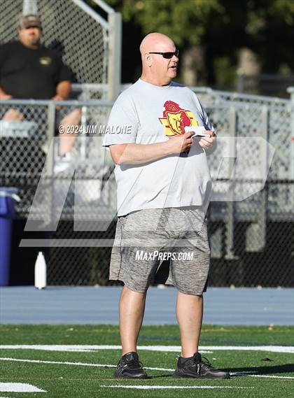 Thumbnail 1 in Burlingame vs. Menlo-Atherton photogallery.