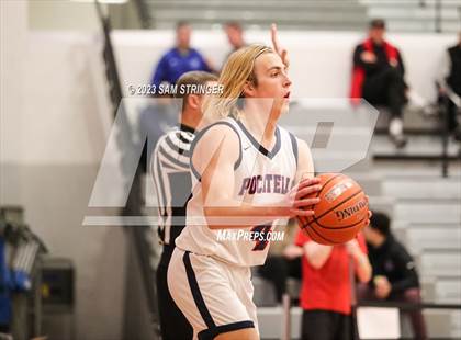 Thumbnail 3 in Centennial vs. Pocatello (Pro Image Holiday Classic Large Schools) photogallery.