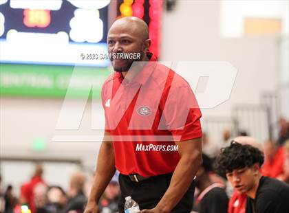 Thumbnail 3 in Centennial vs. Pocatello (Pro Image Holiday Classic Large Schools) photogallery.