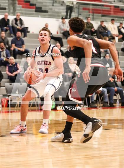 Thumbnail 1 in Centennial vs. Pocatello (Pro Image Holiday Classic Large Schools) photogallery.