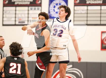 Thumbnail 3 in Centennial vs. Pocatello (Pro Image Holiday Classic Large Schools) photogallery.