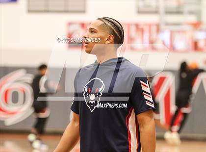 Thumbnail 3 in Centennial vs. Pocatello (Pro Image Holiday Classic Large Schools) photogallery.
