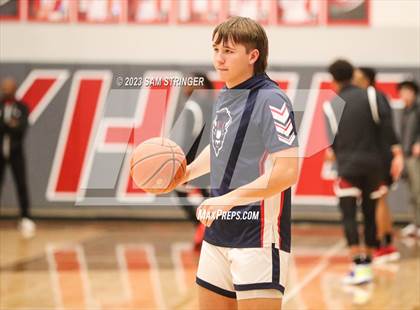 Thumbnail 3 in Centennial vs. Pocatello (Pro Image Holiday Classic Large Schools) photogallery.