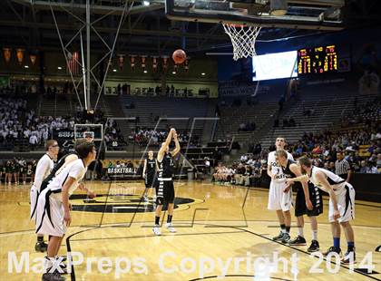 Thumbnail 2 in Fossil Ridge vs. Mountain Vista (CHSAA 5A Semifinal) photogallery.