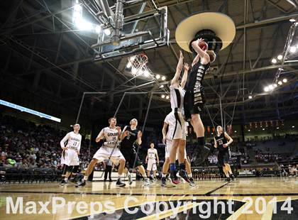 Thumbnail 2 in Fossil Ridge vs. Mountain Vista (CHSAA 5A Semifinal) photogallery.