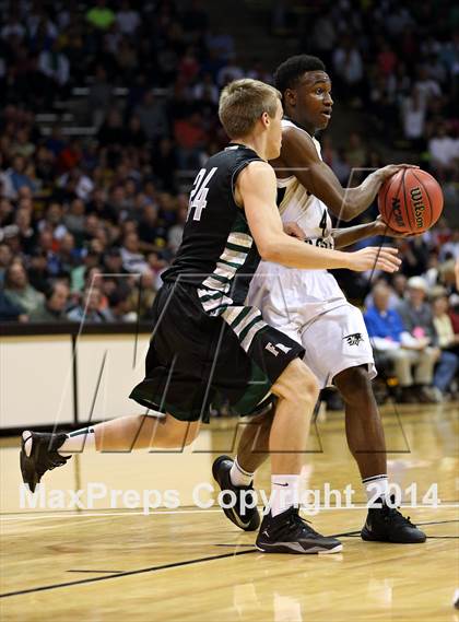 Thumbnail 3 in Fossil Ridge vs. Mountain Vista (CHSAA 5A Semifinal) photogallery.