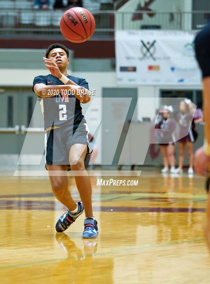 Thumbnail 3 in Morristown-Hamblen East @ Dobyns-Bennett (TSSAA Region 1-AAA Quarterfinal) photogallery.