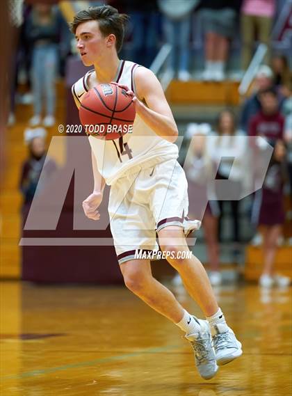 Thumbnail 1 in Morristown-Hamblen East @ Dobyns-Bennett (TSSAA Region 1-AAA Quarterfinal) photogallery.