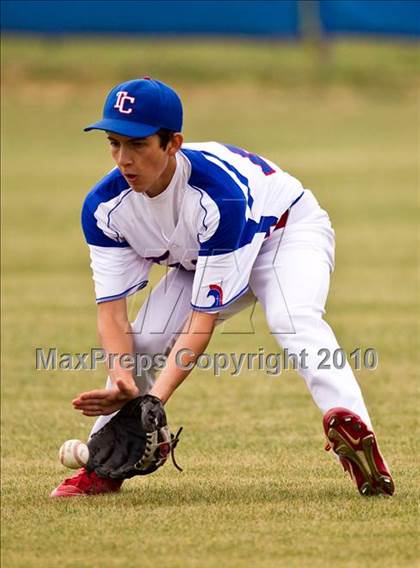 Thumbnail 1 in Houston Christian vs. Trinity Christian (TAPPS 5A Semifinal) photogallery.
