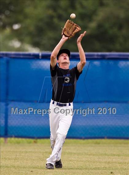 Thumbnail 3 in Houston Christian vs. Trinity Christian (TAPPS 5A Semifinal) photogallery.