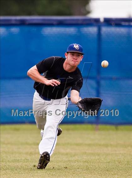 Thumbnail 2 in Houston Christian vs. Trinity Christian (TAPPS 5A Semifinal) photogallery.
