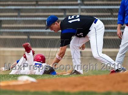 Thumbnail 1 in Houston Christian vs. Trinity Christian (TAPPS 5A Semifinal) photogallery.