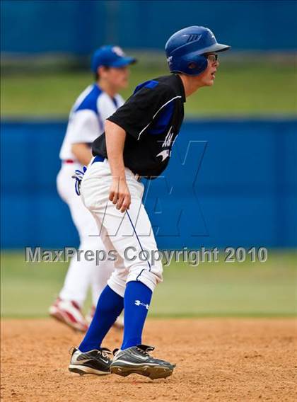 Thumbnail 2 in Houston Christian vs. Trinity Christian (TAPPS 5A Semifinal) photogallery.